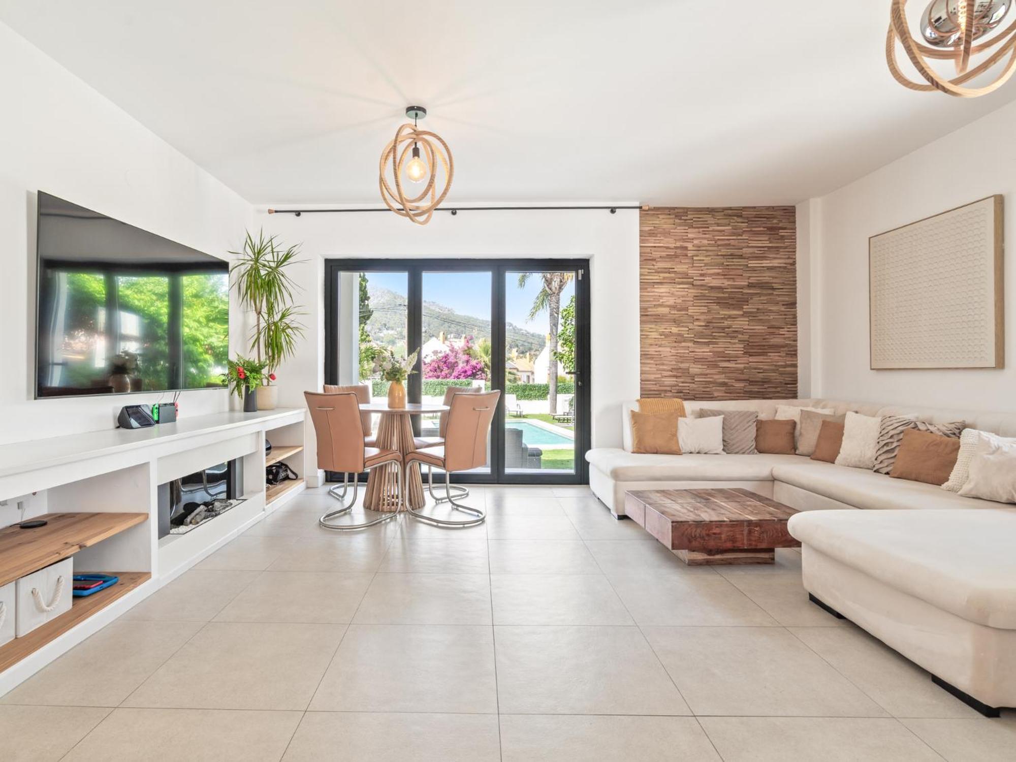 Luxury With Private Pool And Unique Views Pass The Keys Marbella